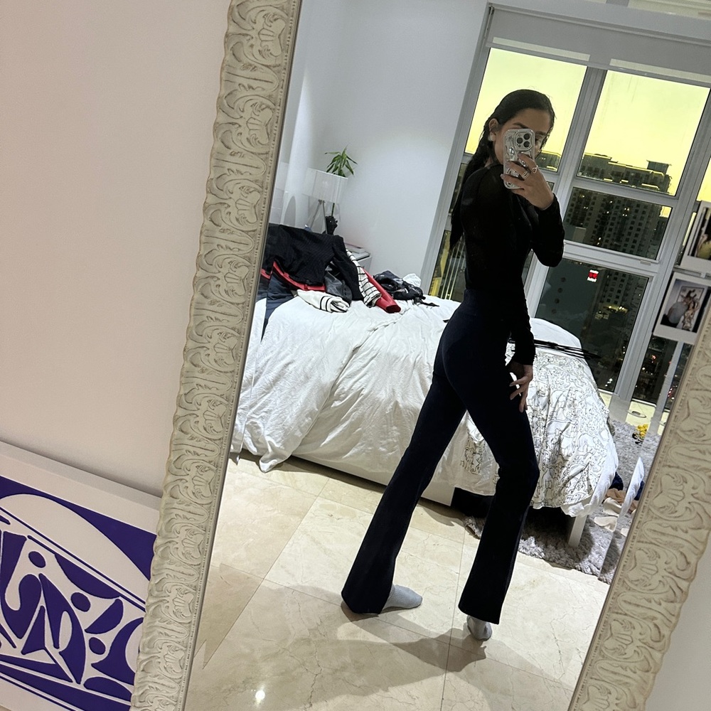 NEW Abercrombie & Fitch Flare Pants